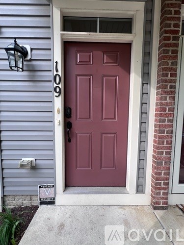 109 Saginaw Drive 3 Beds Apartment for Rent
