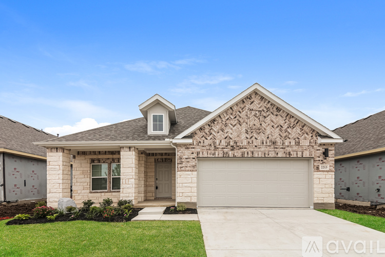 2213 Trailside Dr 3 Beds Single Family Home for Rent - Photo gallery 1