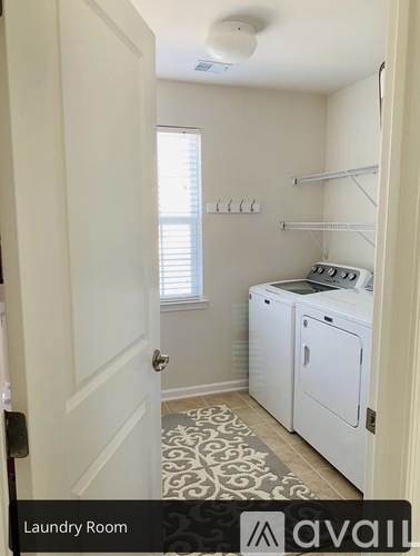 1104 Conway Lane 3 Beds Single Family Home for Rent - Photo gallery 5