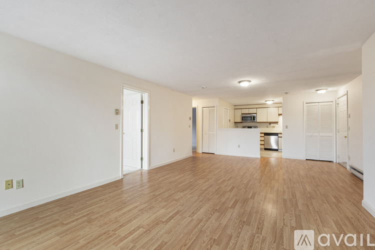 11 Gibbs St 2 Beds Apartment for Rent - Photo gallery 3