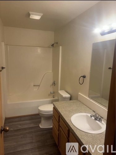 3790 East Main Street 3 Beds Apartment for Rent - Photo gallery 5