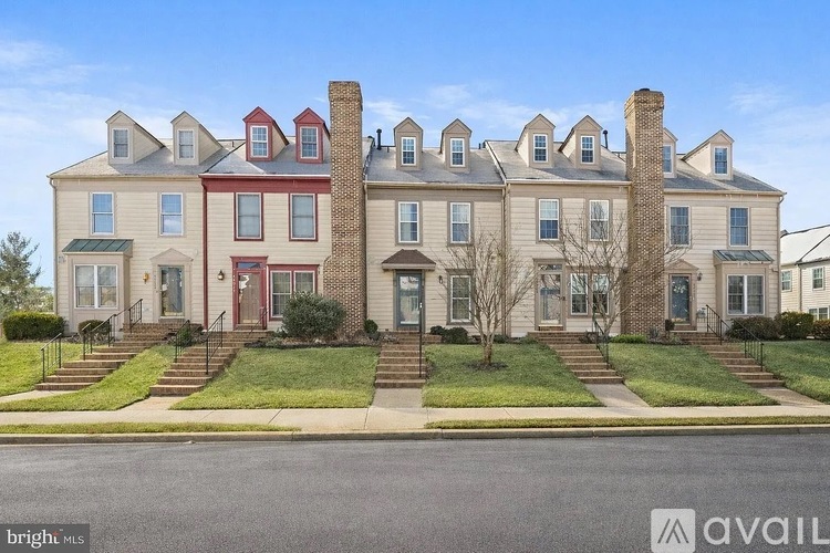 44025 Aberdeen Terrace 3 Beds Townhouse for Rent - Photo gallery 2