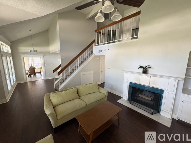 500 Holliday Ln 3 Beds Single Family Home for Rent - Photo gallery 2