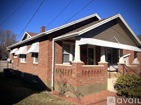 412 W Oldtown St 2 Beds Apartment for Rent