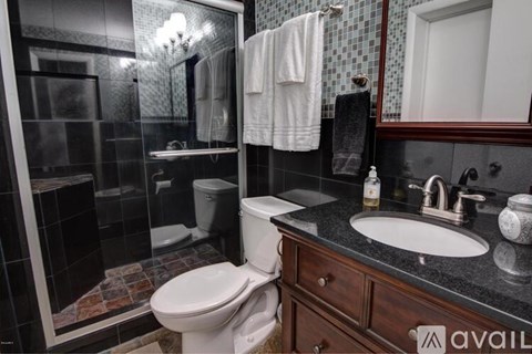 2916 Rollins Street 3 Beds Apartment for Rent