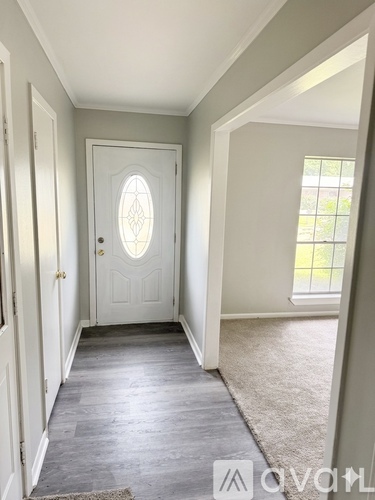 2204 Greenway Drive 3 Beds Single Family Home for Rent - Photo gallery 3