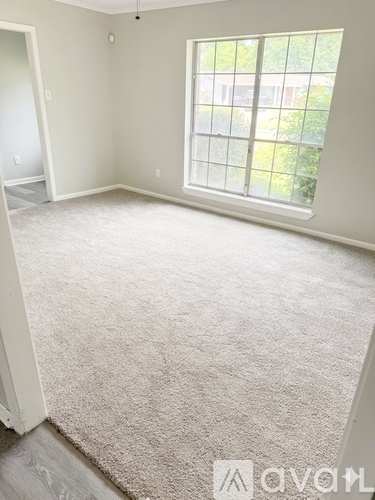 2204 Greenway Drive 3 Beds Single Family Home for Rent - Photo gallery 5
