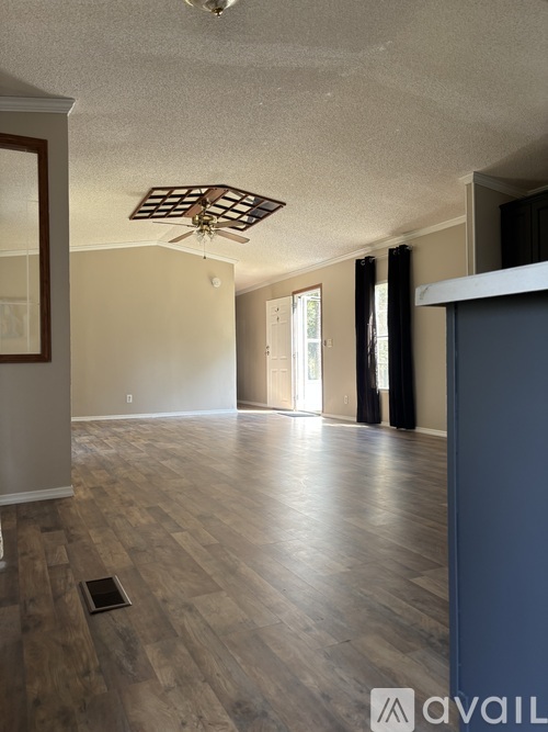 10167 Lynette Drive 3 Beds Single Family Home for Rent - Photo gallery 2