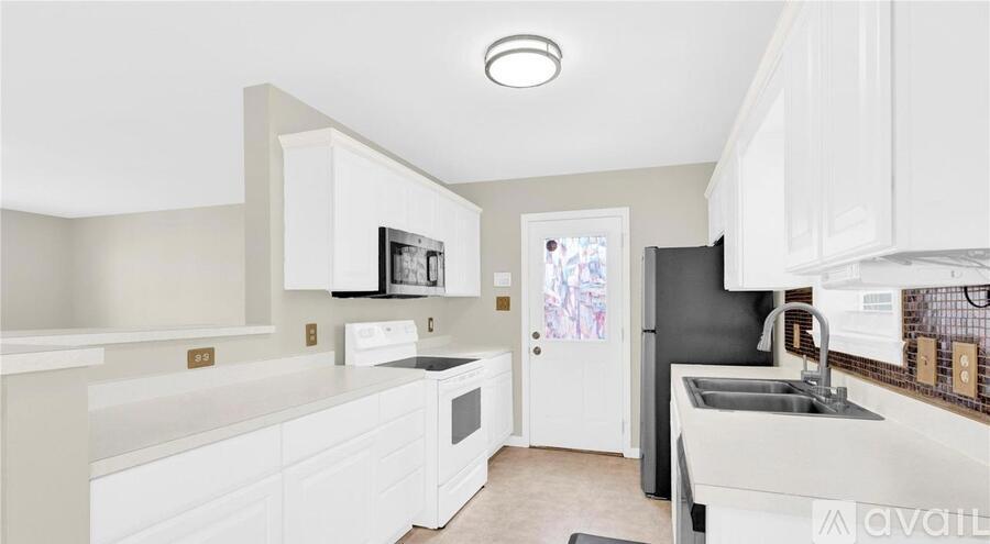 340 Vernon Ln 3 Beds Single Family Home for Rent - Photo gallery 4