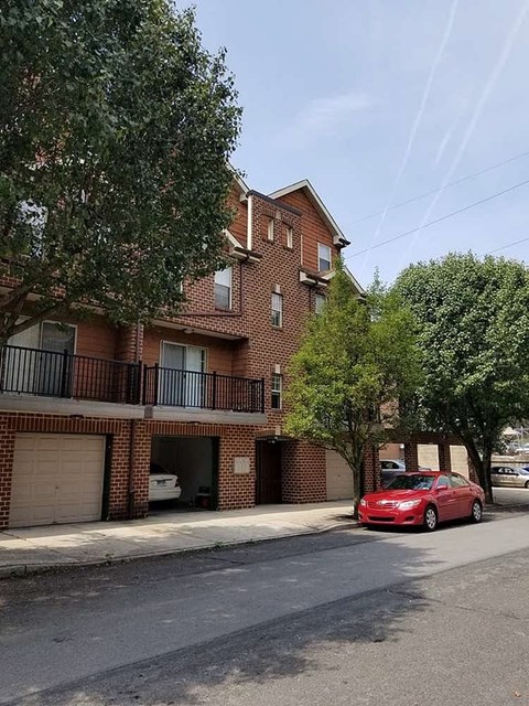 200 South Court Street 1-3 Beds Apartment for Rent