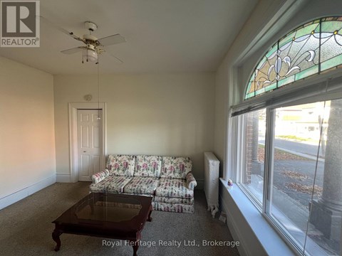 4 - 80 BRIDGE STREET W 1 Apartment for Rent