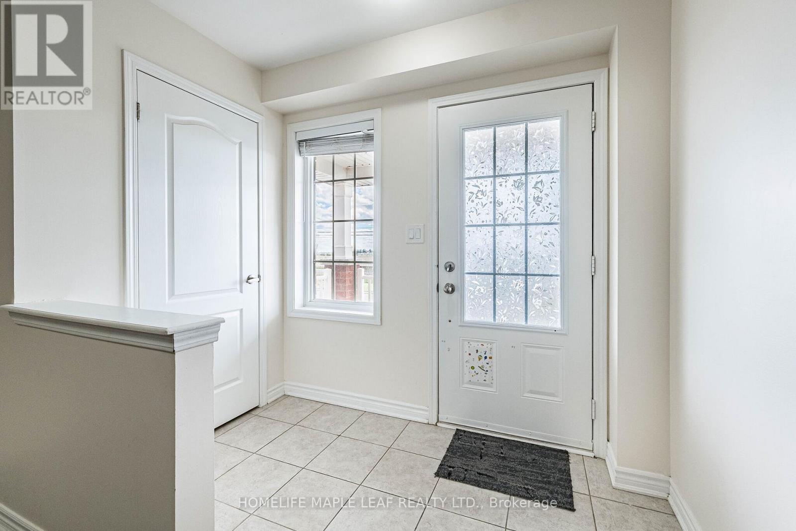 67 BENHURST CRESCENT 4 Beds Home, Townhouse for Rent - Photo gallery 5