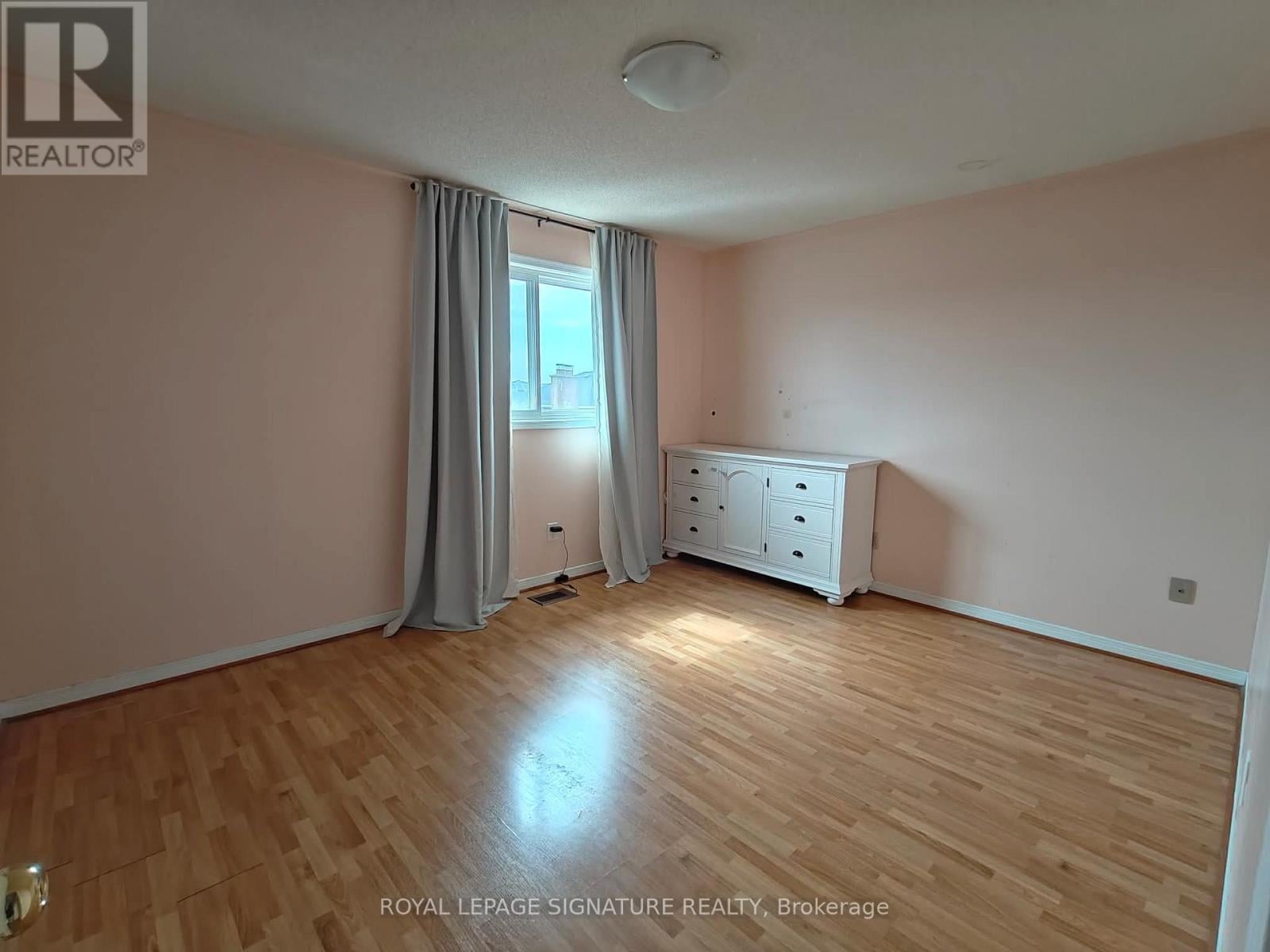 MAIN - 6037 DUFORD DRIVE 4 Beds House for Rent - Photo gallery 3