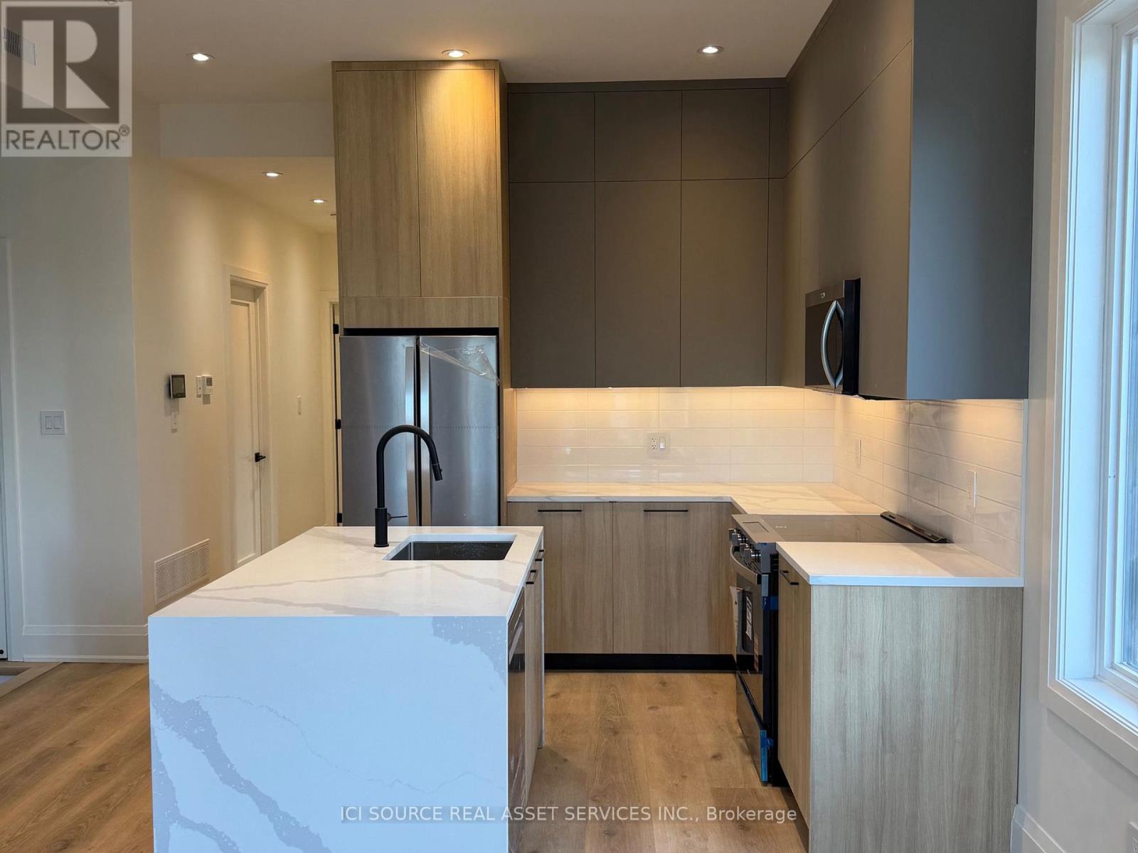 UNIT 1 - 28 NORCROSS ROAD 2 Beds Home, Multifamily for Rent - Photo gallery 1