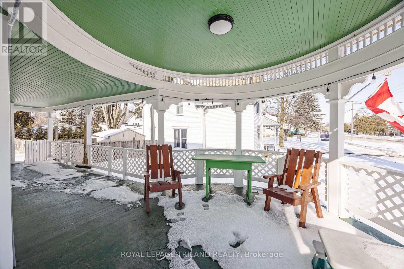 197 MAIN STREET 3 Beds House for Rent - Photo gallery 5
