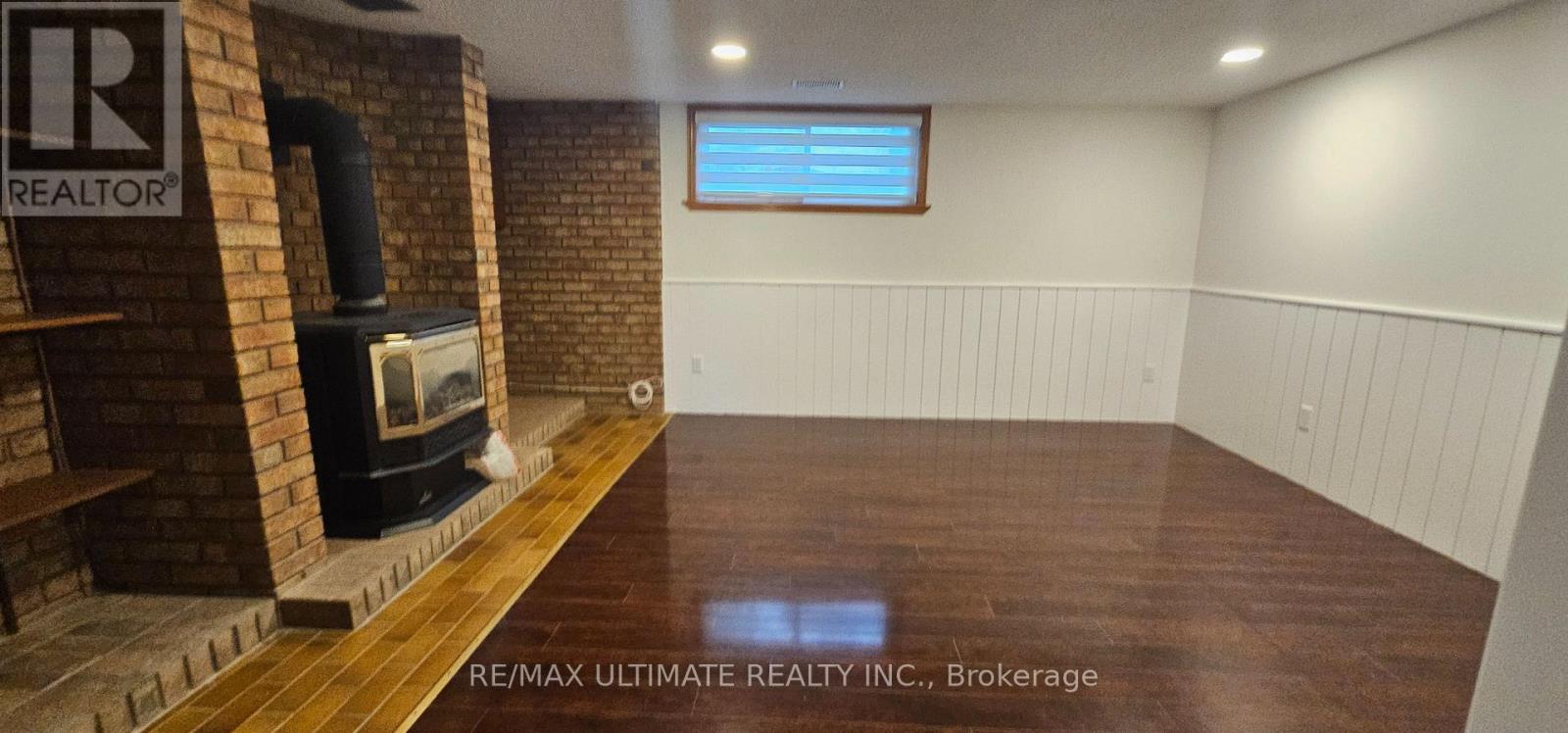 BASEMENT - 136 RUSTIC ROAD 1 House for Rent - Photo gallery 3