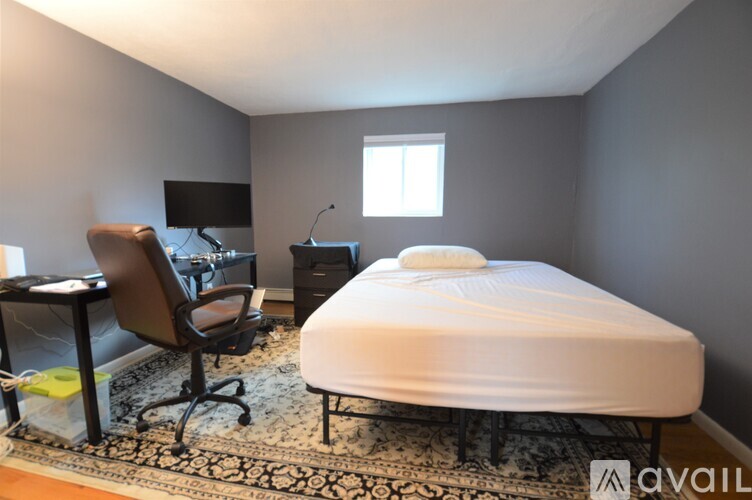 30 Bryon Rd 1 Apartment for Rent - Photo gallery 5