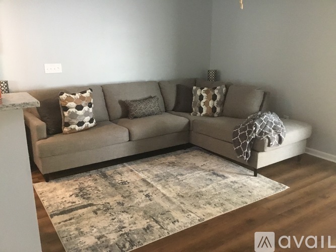 Noble Ln 3 Beds Townhouse for Rent - Photo gallery 3