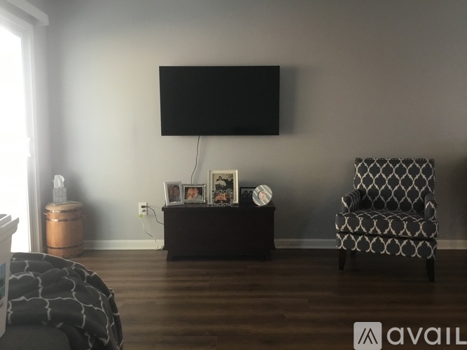 Noble Ln 3 Beds Townhouse for Rent - Photo gallery 4