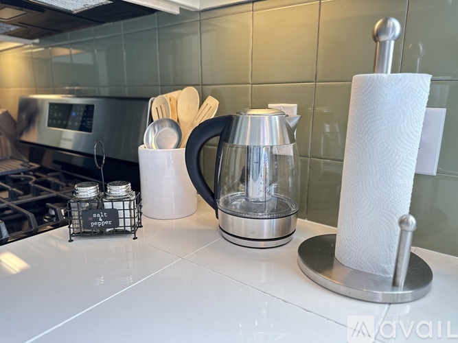 1656 Belmont Ave 1 Apartment for Rent - Photo gallery 5