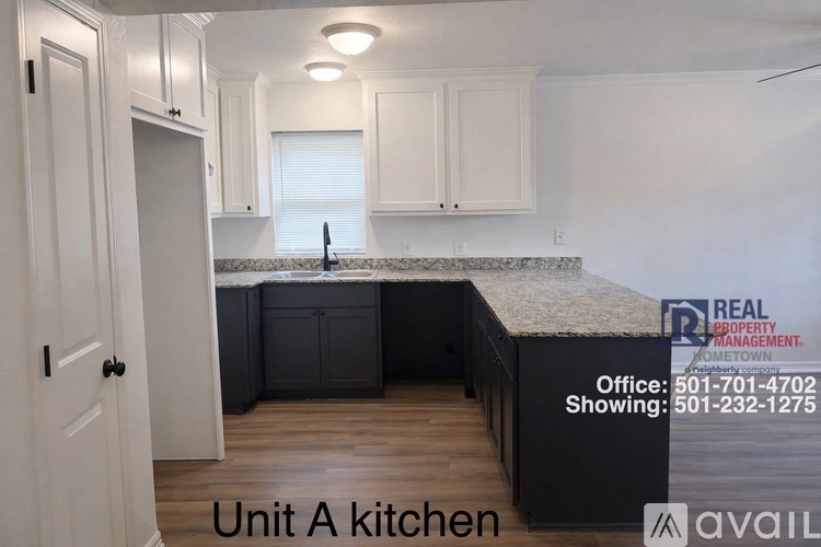 173 Hershell Road 4 Beds Townhouse for Rent - Photo gallery 4
