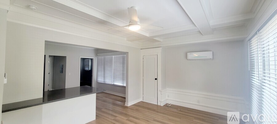 1048 E 5th St 1 Apartment for Rent - Photo gallery 5
