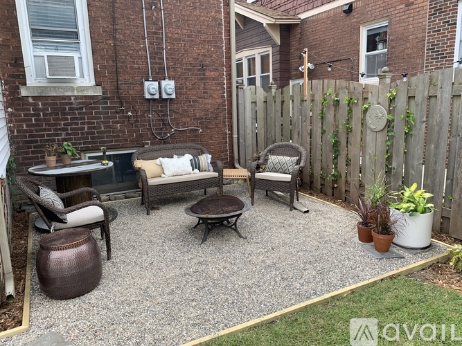 1236 Beaconsfield Ave 2 Beds Apartment for Rent - Photo gallery 3