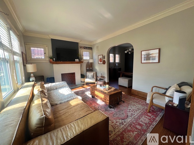 1236 Beaconsfield Ave 2 Beds Apartment for Rent - Photo gallery 4