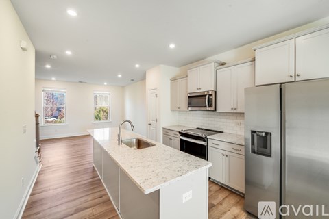 334 Simeon Dr 2 Beds Apartment for Rent