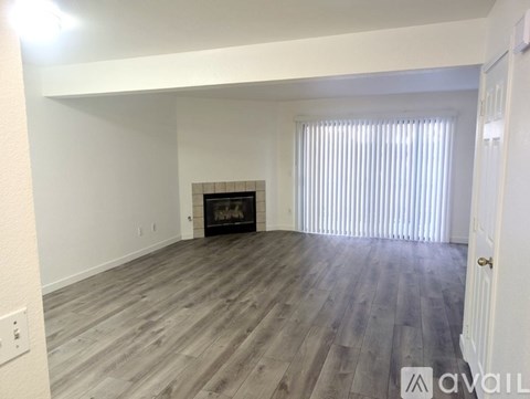 71 Village Cir Dr 3 Beds Apartment for Rent