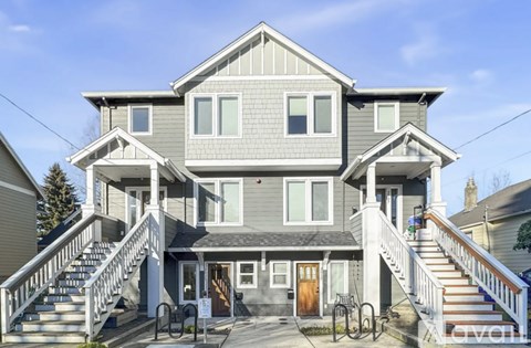 2029 Southeast Harold Street 2 Beds Apartment for Rent