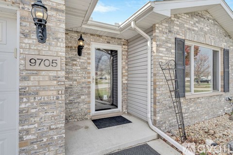 9705 134Th Place 3 Beds Apartment for Rent