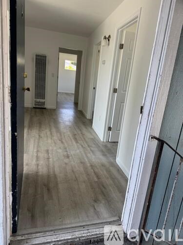 927 Delport Avenue 3 Beds Apartment for Rent