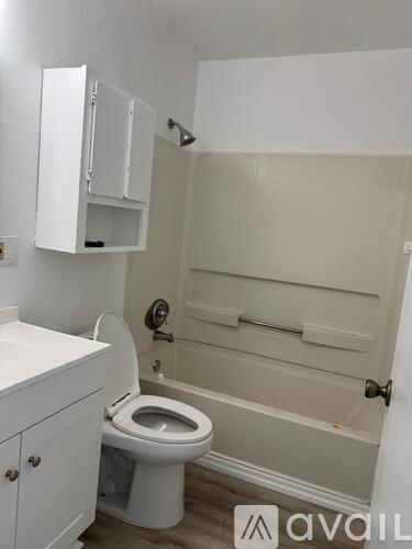 927 Delport Avenue 3 Beds Apartment for Rent - Photo gallery 5
