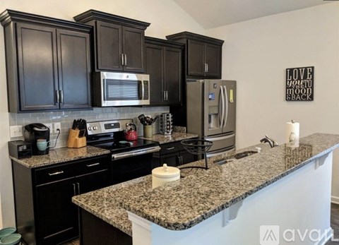 160 Weeping Oak Lane 3 Beds Apartment for Rent