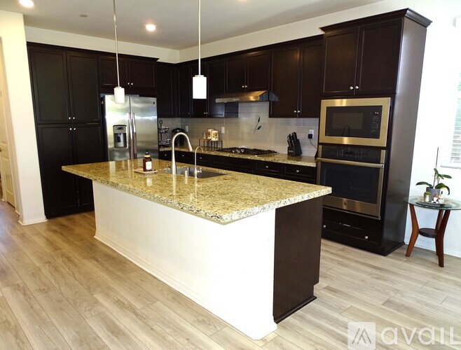 24194 Paseo Del Rancho Drive 3 Beds Single Family Home for Rent - Photo gallery 2