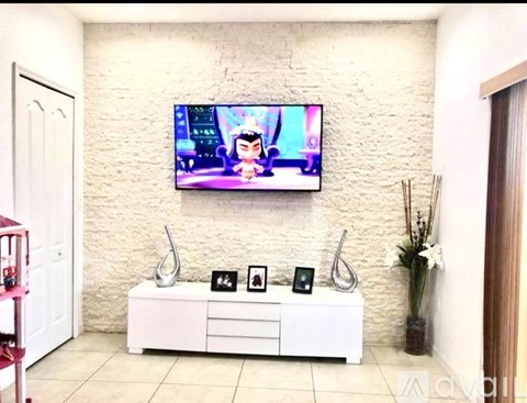 16303 Southwest 44Th Terrace 3 Beds Apartment for Rent