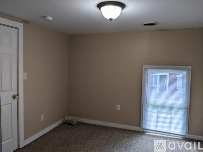 42 McCrea St 1 Apartment for Rent - Photo gallery 2