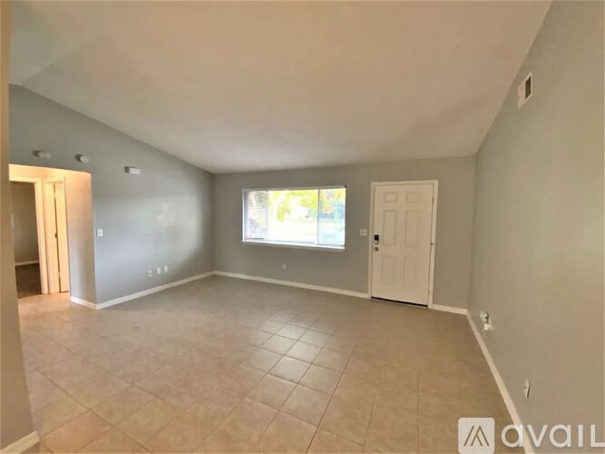 987 Saint Johns St SE 3 Beds Single Family Home for Rent - Photo gallery 3
