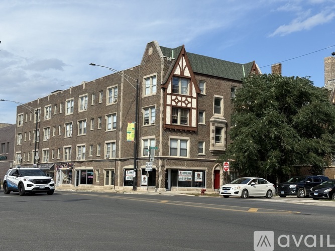 3945 N Pulaski Rd Studio Apartment for Rent - Photo gallery 1