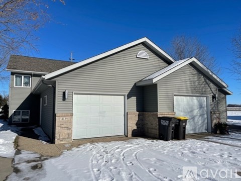 413 Lilac Ln 2 Beds Apartment for Rent
