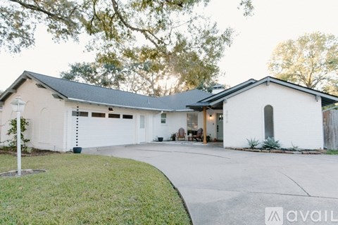 3010 Broadmoor Drive 3 Beds Apartment for Rent