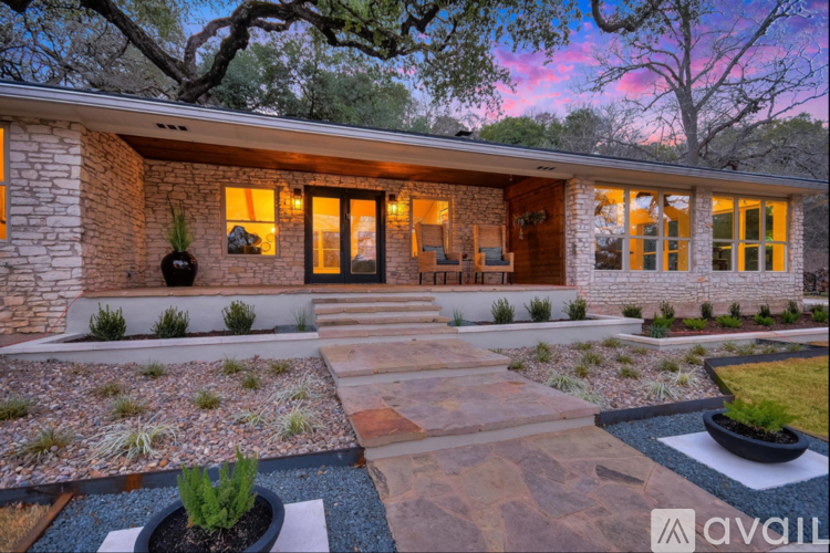 1920 River Rd 3 Beds Single Family Home for Rent - Photo gallery 2