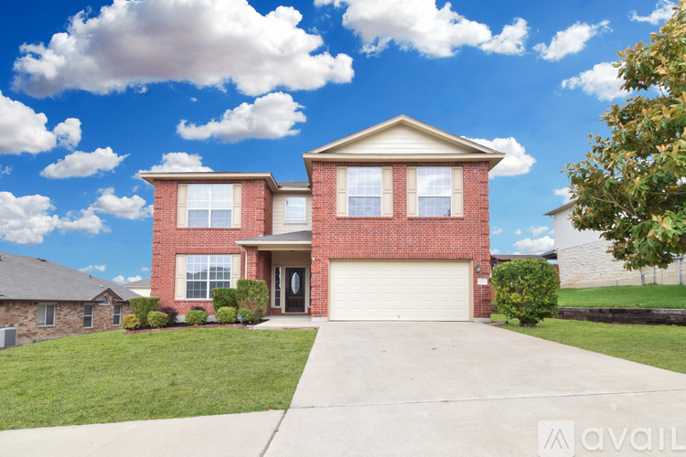2203 Ryan Dr 4 Beds Single Family Home for Rent - Photo gallery 1