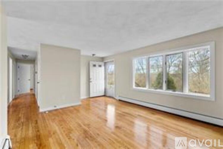 106 Norseman Drive 3 Beds Single Family Home for Rent - Photo gallery 2