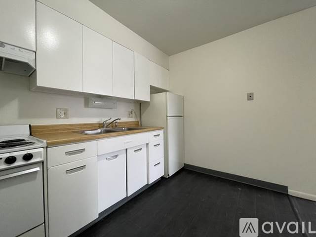 1-bedroom apartment at 1350 King Avenue in Columbus, OH
