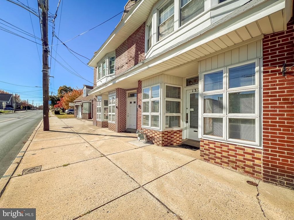 136 Bellevue Avenue 1 Apartment for Rent - Photo gallery 2