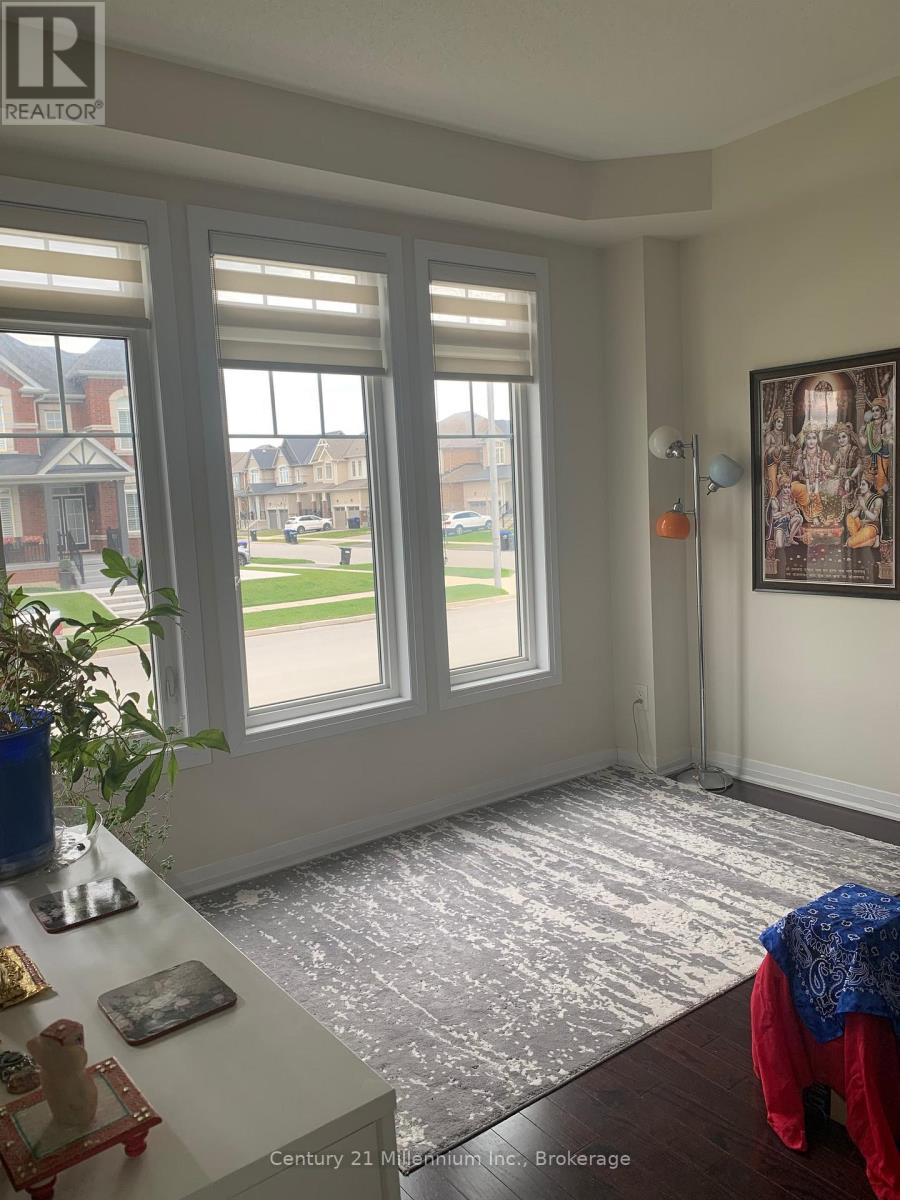 97 KIRBY AVENUE 4 Beds House for Rent - Photo gallery 5
