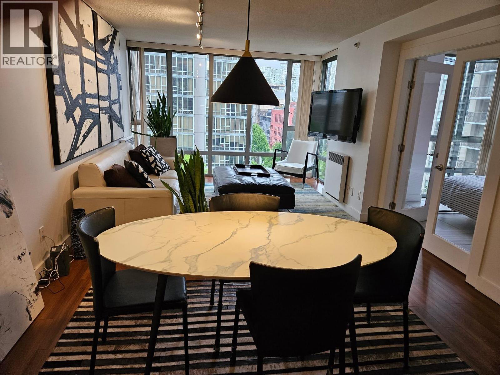 807 950 CAMBIE STREET 3 Beds Apartment, Home for Rent - Photo gallery 2