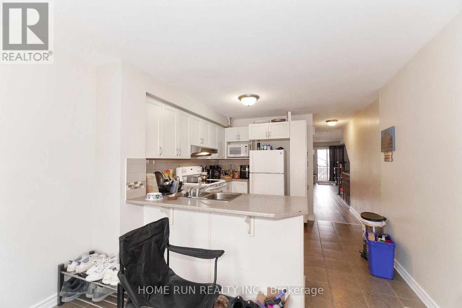 B - 613 CHAPMAN MILLS DRIVE 2 Beds Condo, Home, Townhouse for Rent - Photo gallery 2